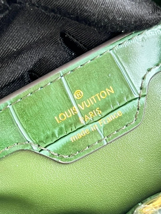 LOUIS CAPUCINES BB VUITTON 0727